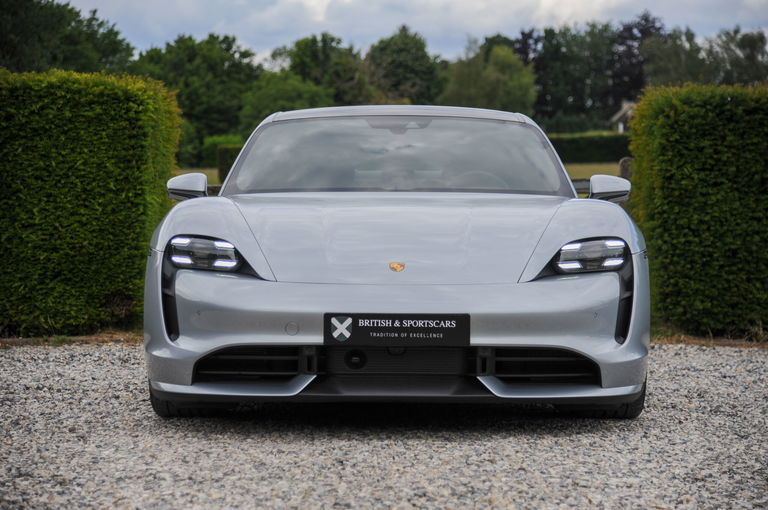 Porsche Taycan Turbo