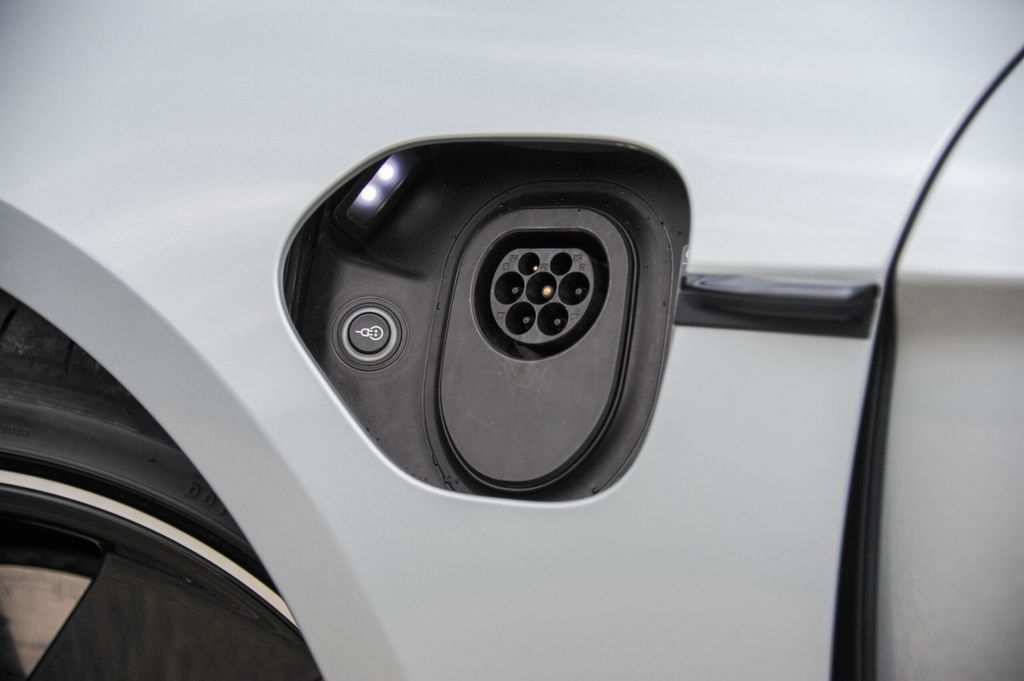 Porsche Taycan Turbo