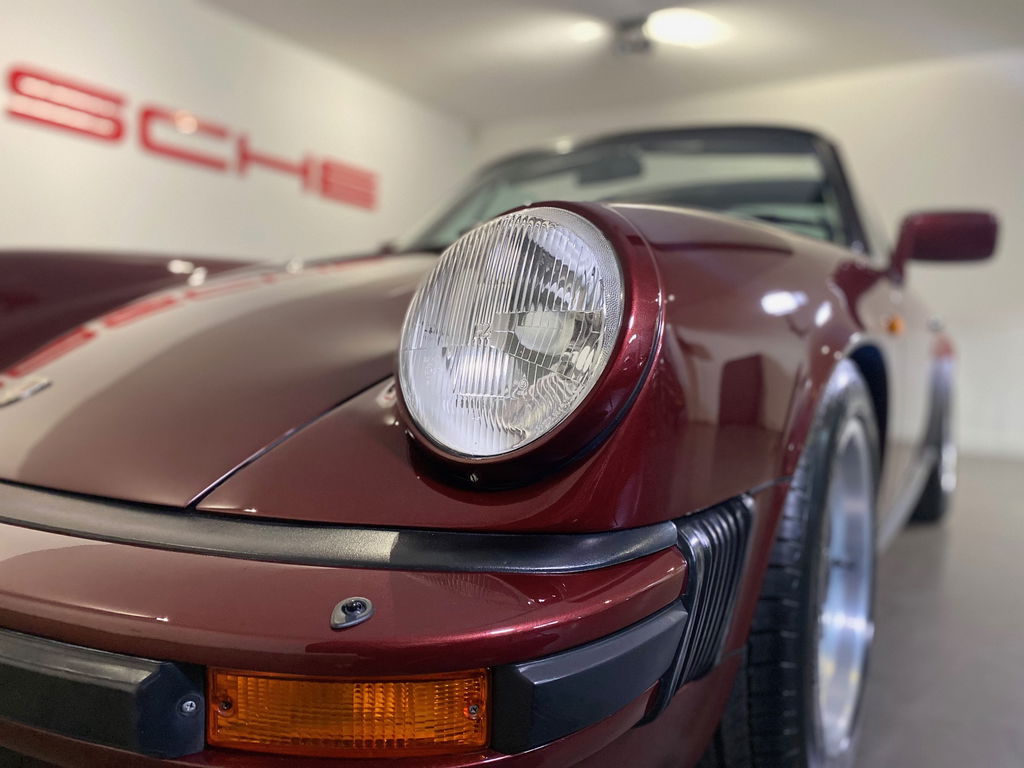 Porsche 911 Carrera 3.2