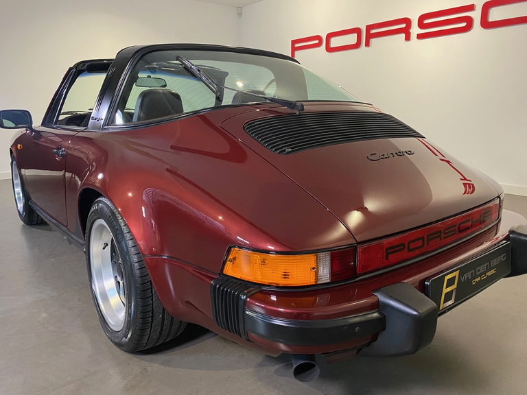 Porsche 911 Carrera 3.2