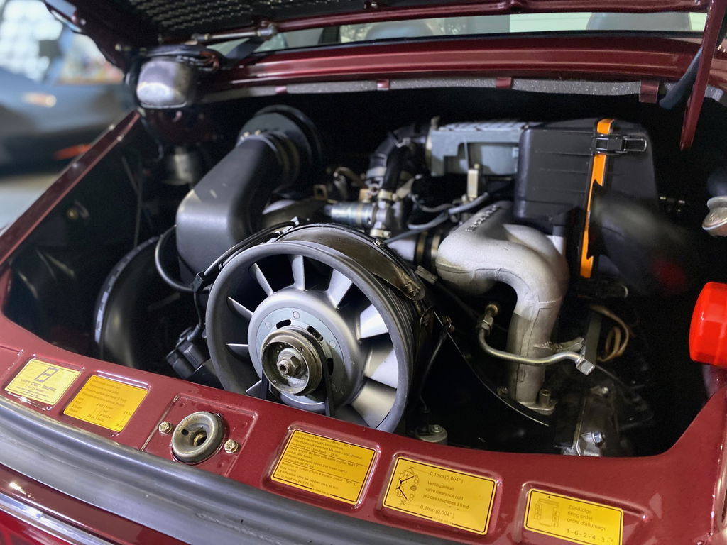 Porsche 911 Carrera 3.2