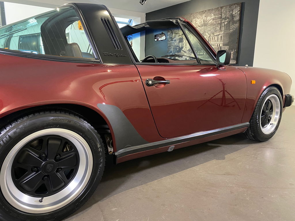 Porsche 911 Carrera 3.2