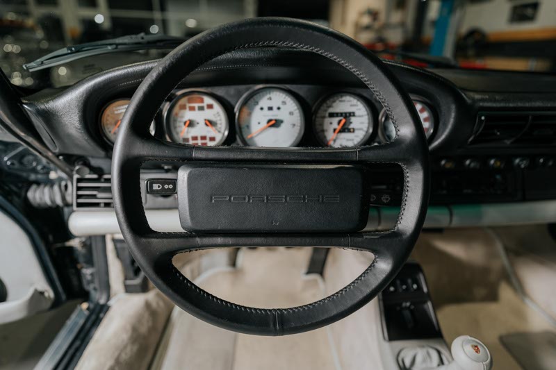 Porsche 964 Carrera 4