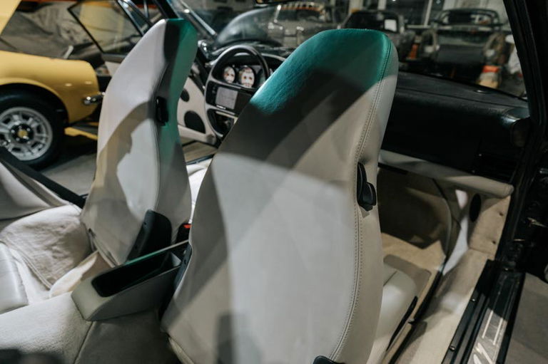 Porsche 964 Carrera 4