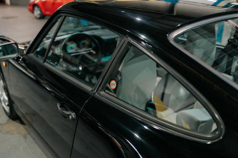 Porsche 964 Carrera 4