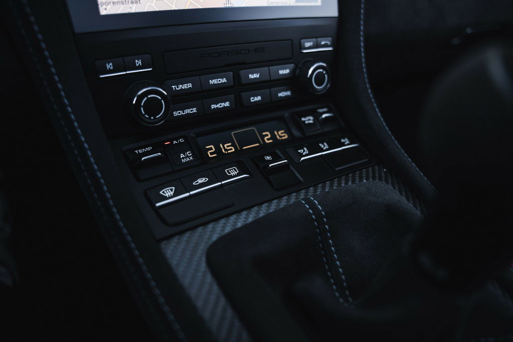 Porsche 718 Spyder RS