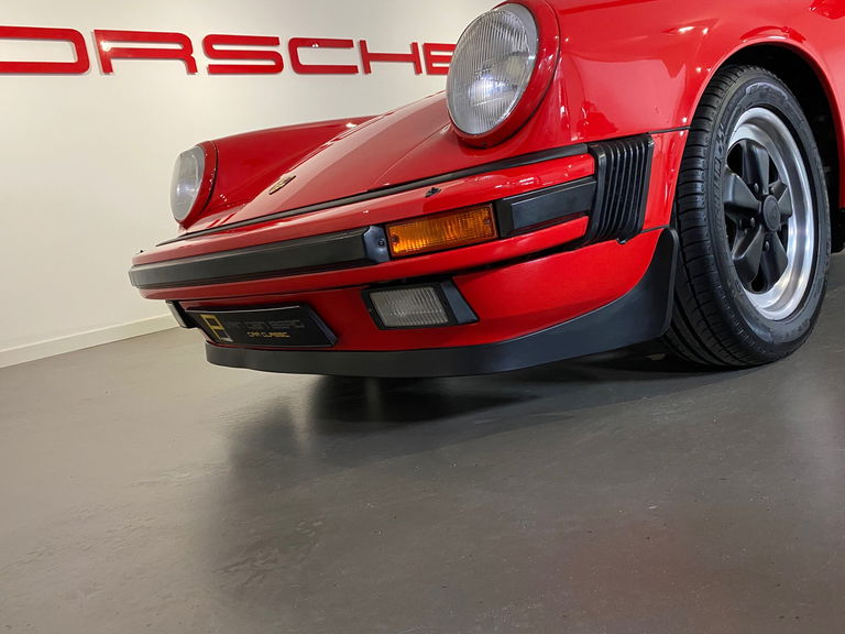 Porsche 911 Carrera 3.2