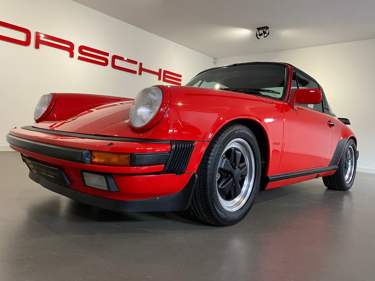 Porsche 911 Carrera 3.2