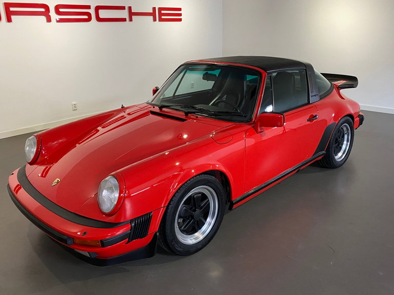 Porsche 911 Carrera 3.2