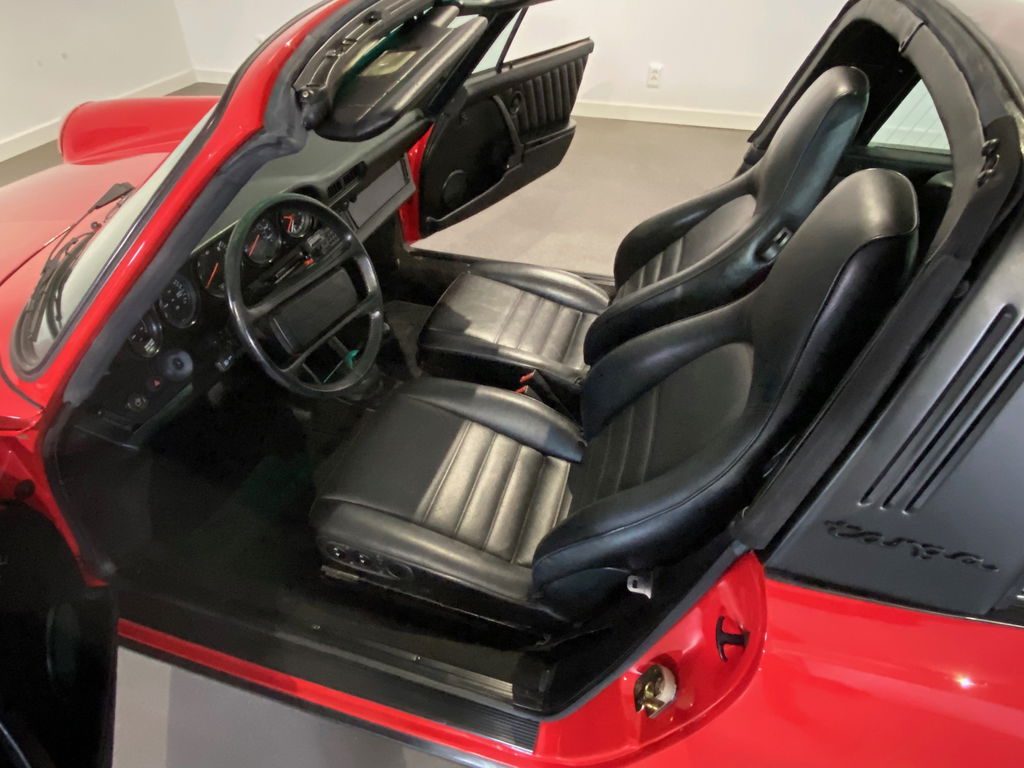 Porsche 911 Carrera 3.2