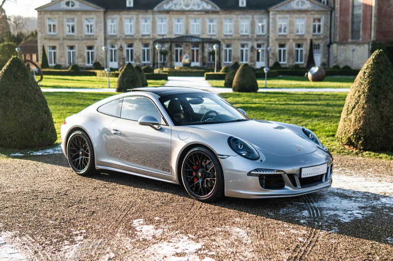 Porsche 991 Carrera GTS