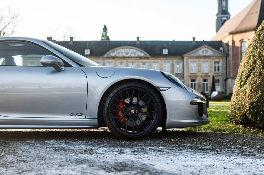 Porsche 991 Carrera GTS