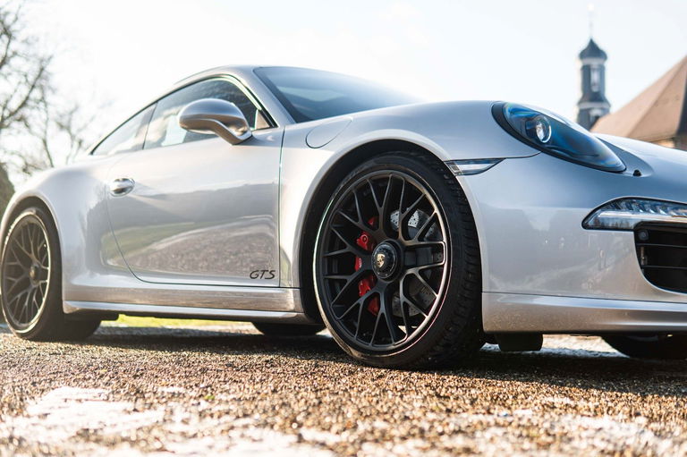 Porsche 991 Carrera GTS