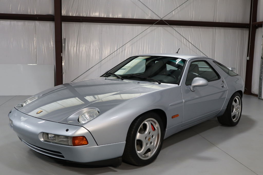 Porsche 928 GTS