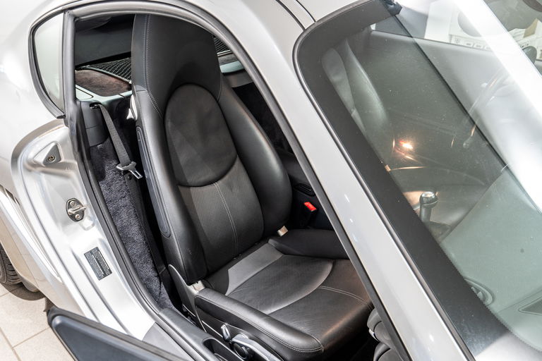 Porsche 987 Cayman S