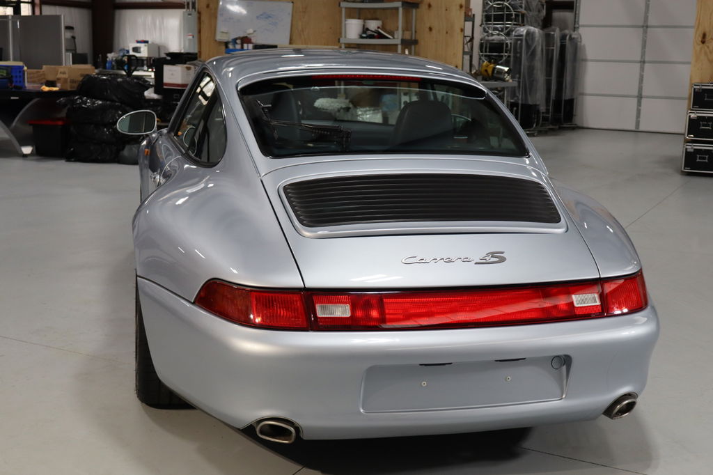Porsche 993 Carrera 4S