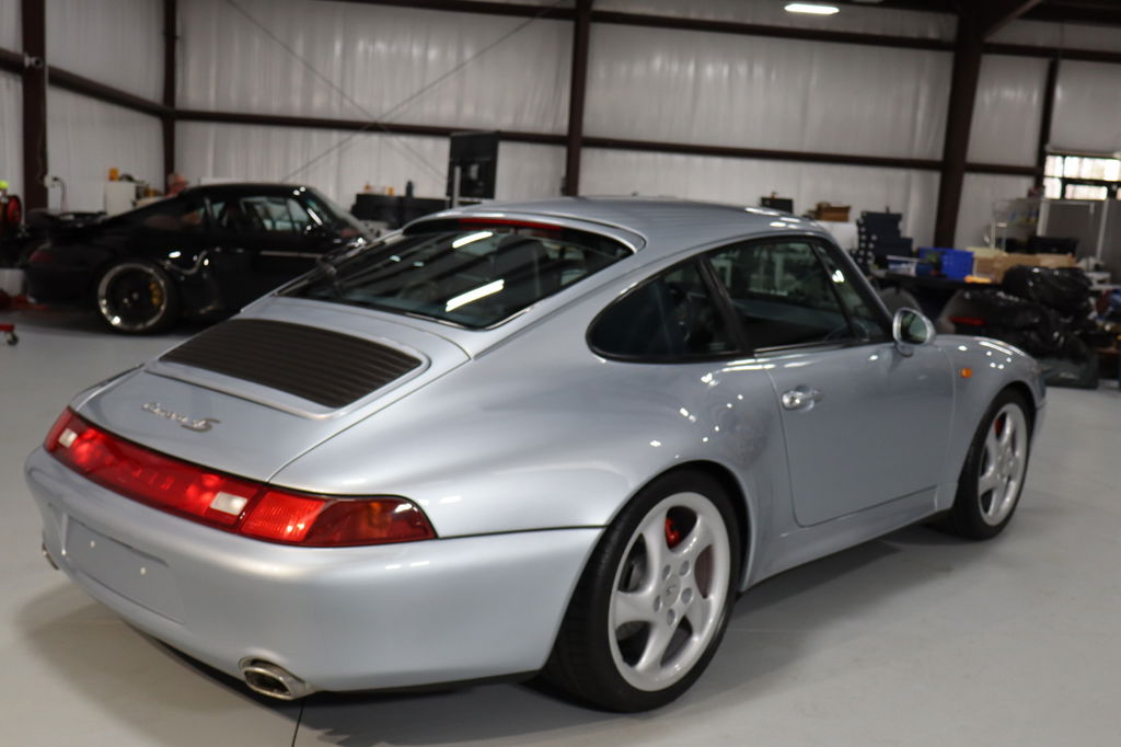 Porsche 993 Carrera 4S
