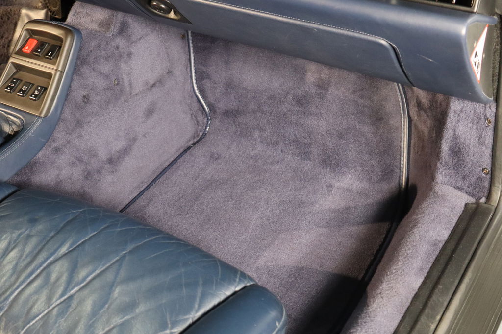 Porsche 993 Carrera 4S