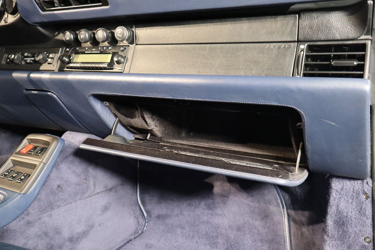 Porsche 993 Carrera 4S