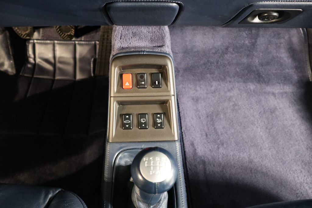 Porsche 993 Carrera 4S