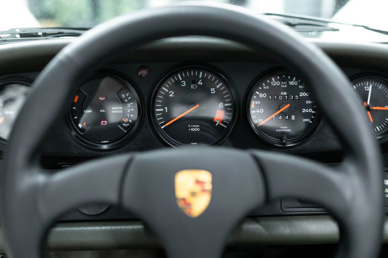 Porsche 911 Carrera 3.2