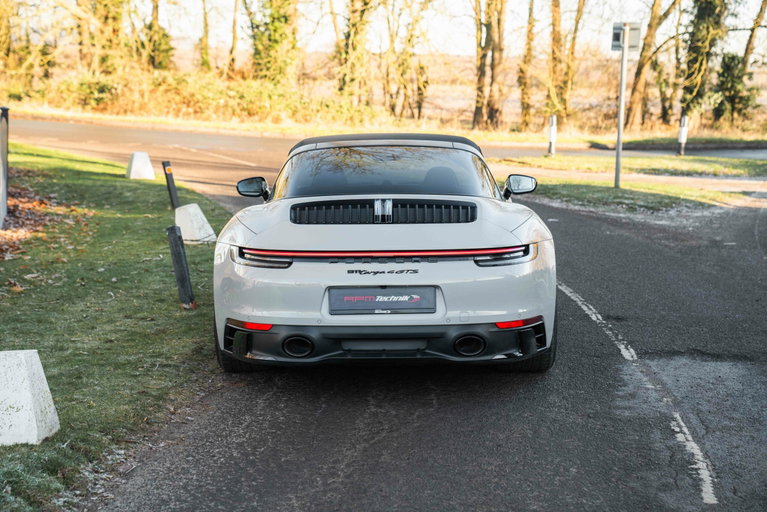 Porsche 992 Targa 4 GTS