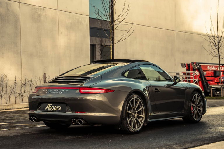 Porsche 991 Carrera 4S