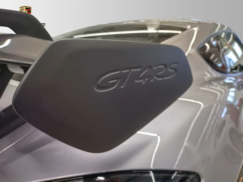 Porsche 718 Cayman GT4 RS