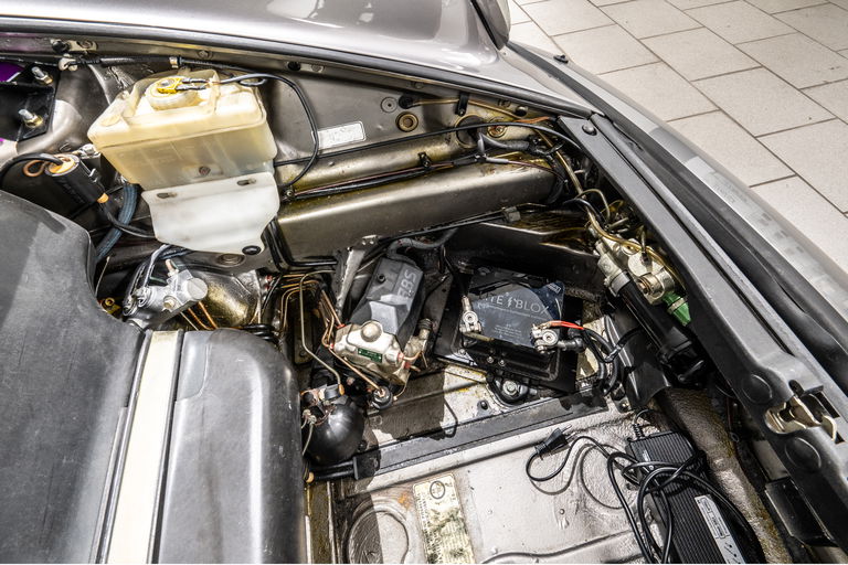 Porsche 964 Carrera 4