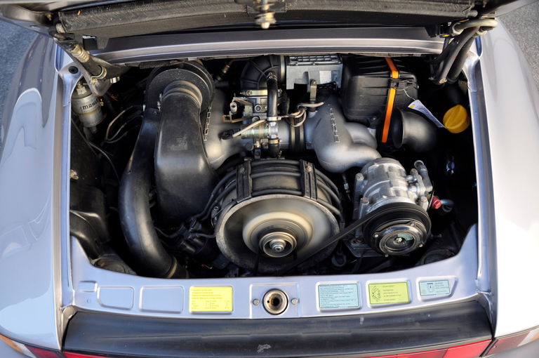 Porsche 911 Carrera 3.2