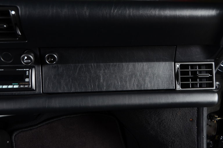 Porsche 911 Carrera 3.2 (US)