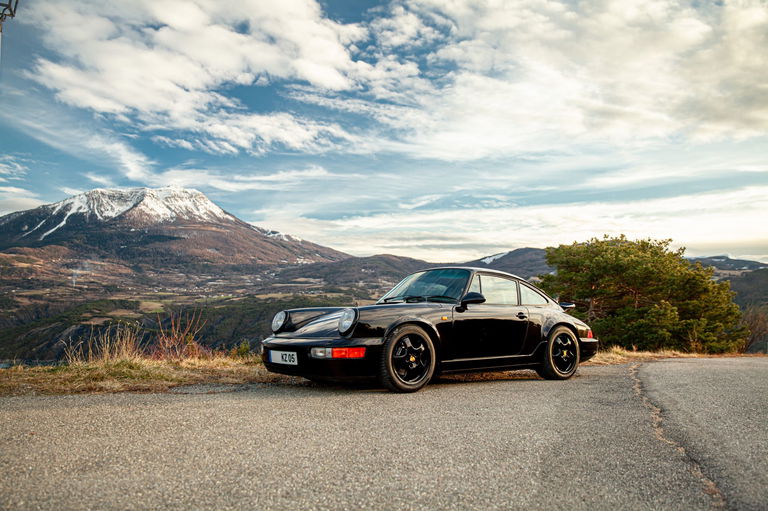 Porsche 964 Carrera 4
