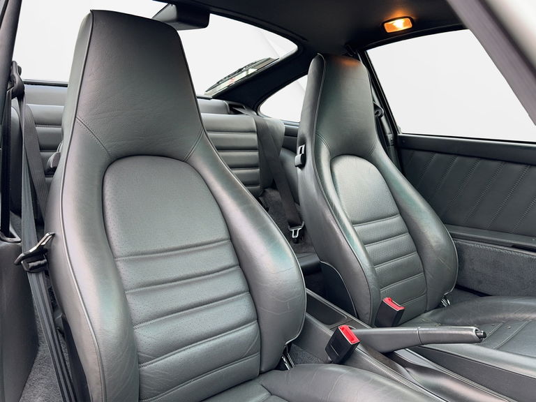 Porsche 964 Carrera 4