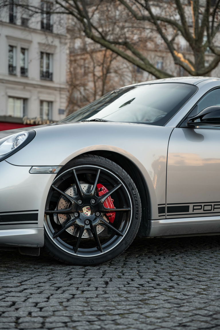 Porsche 987 Cayman R