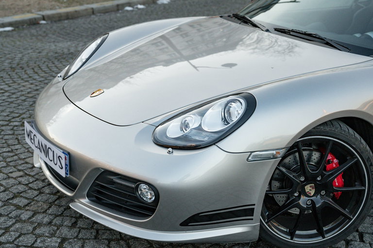 Porsche 987 Cayman R