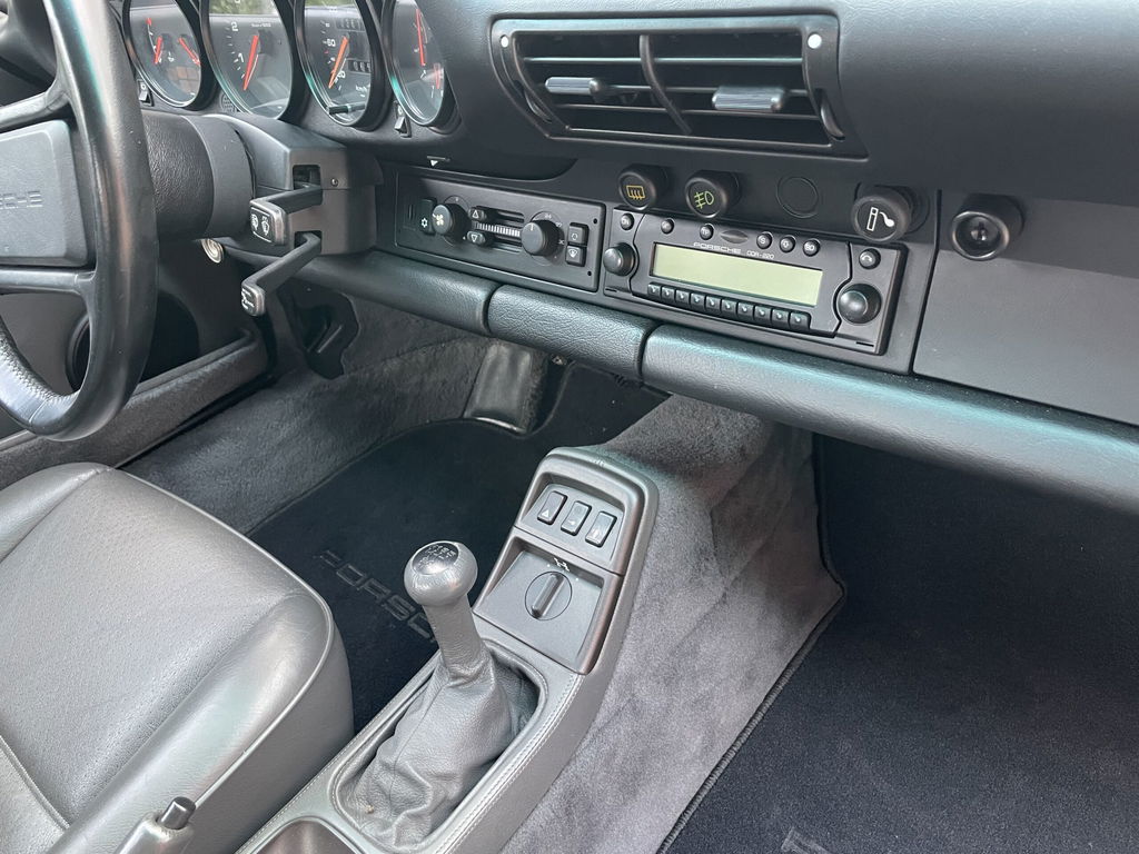 Porsche 964 Carrera 4