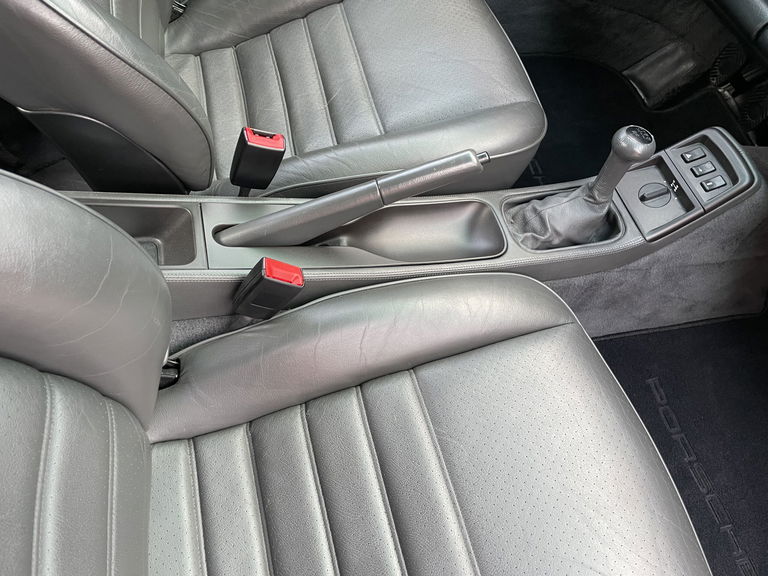 Porsche 964 Carrera 4