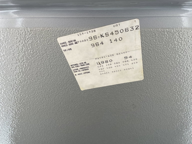 Porsche 964 Carrera 4