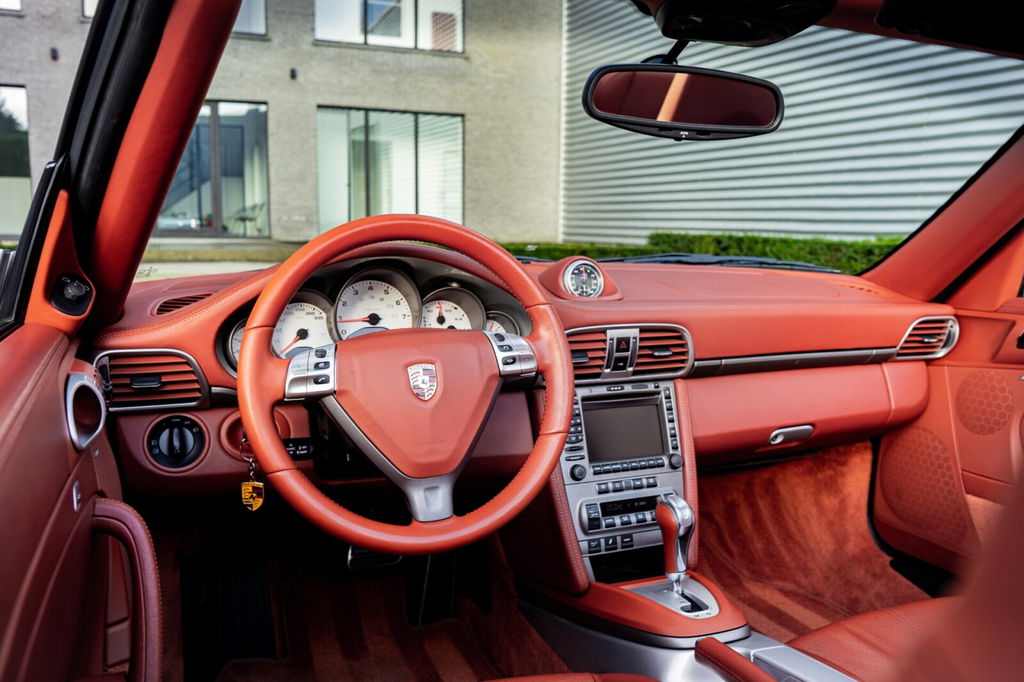 Porsche 997 Carrera 4