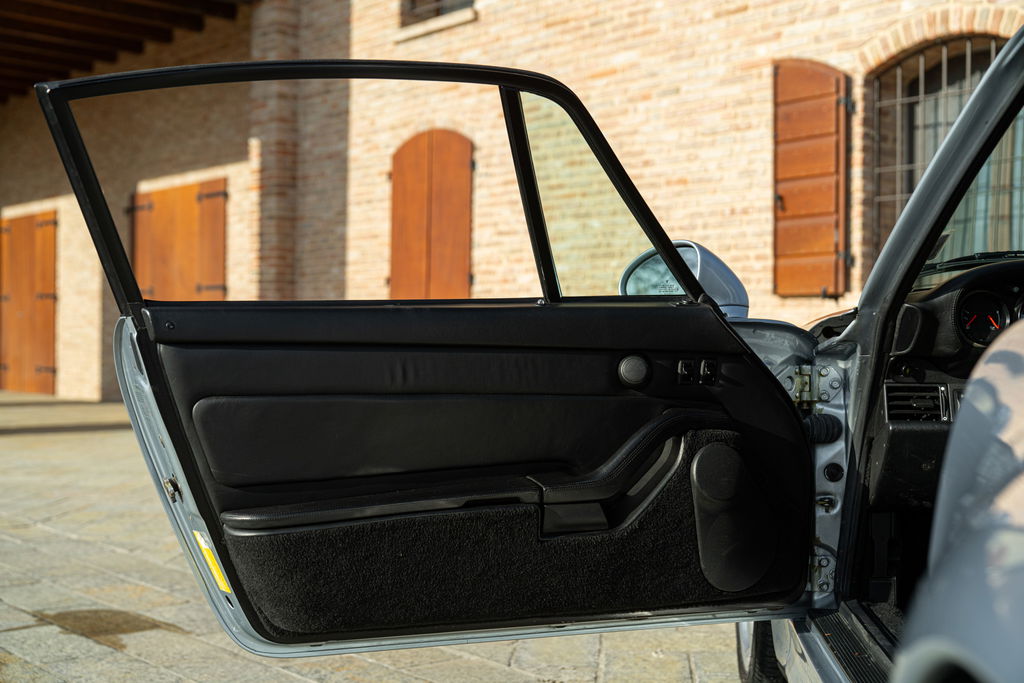 Porsche 993 Carrera 4S