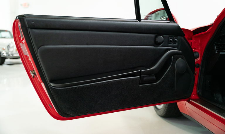 Porsche 993 Carrera 4