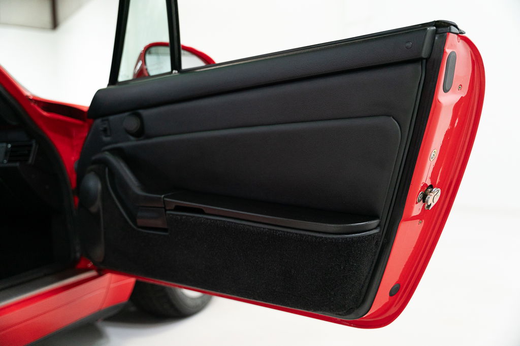 Porsche 993 Carrera 4