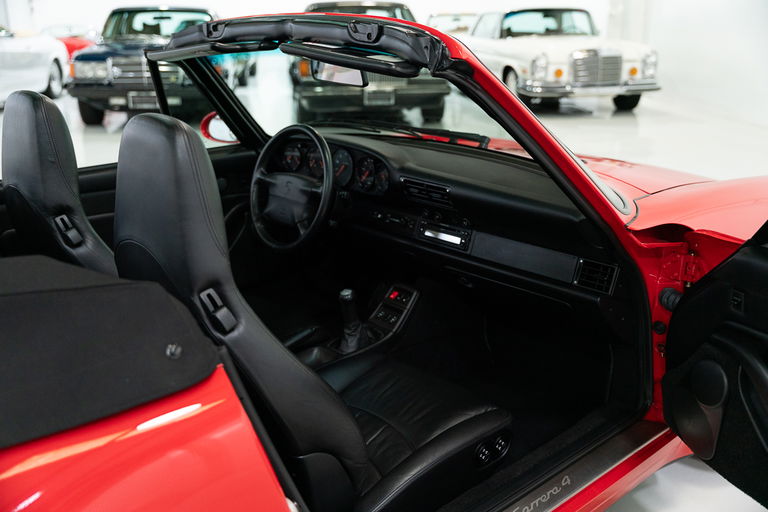 Porsche 993 Carrera 4