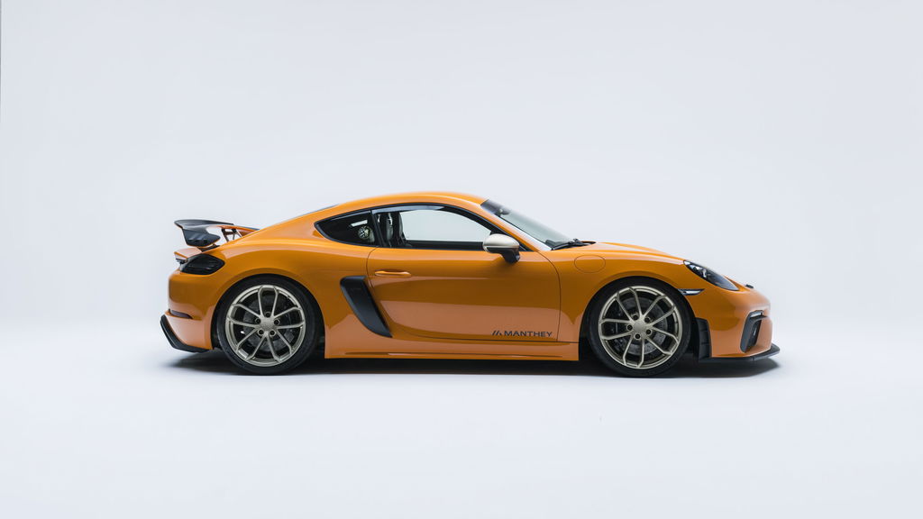 Porsche 718 Cayman GT4