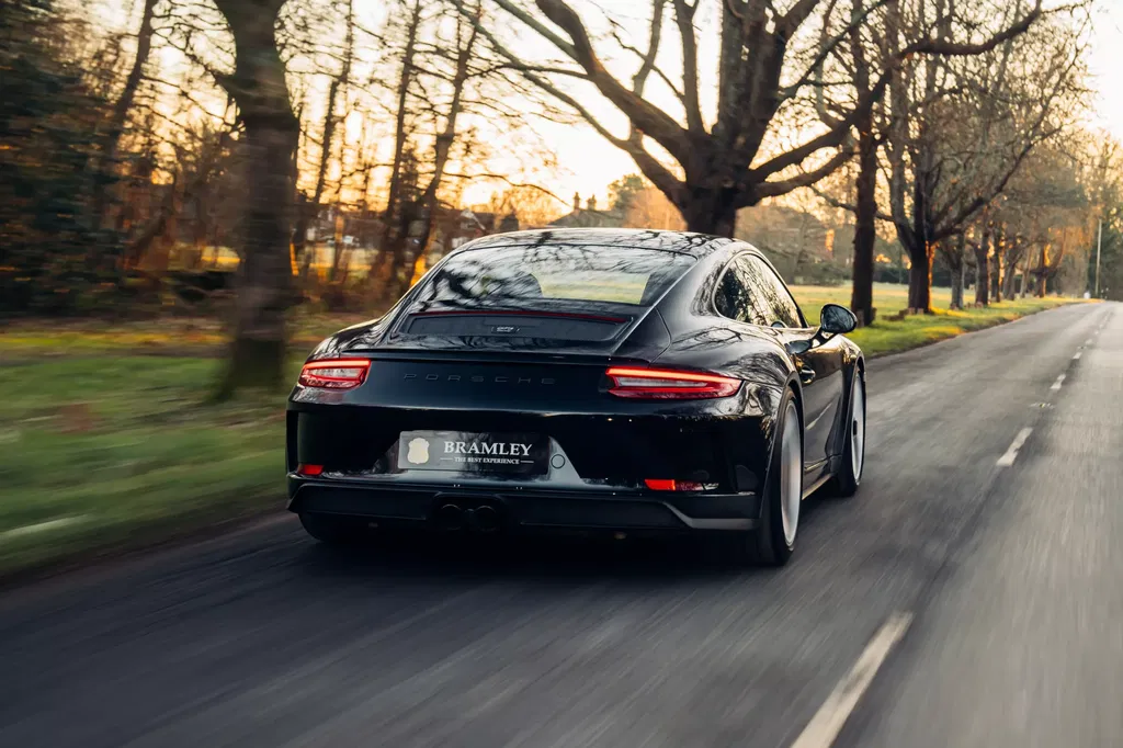 Porsche 991 GT3 Touring