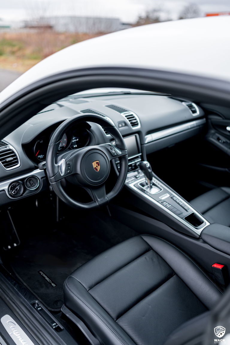 Porsche 981 Cayman S