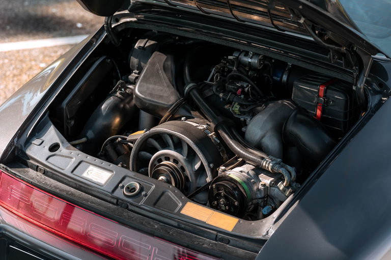 Porsche 964 Carrera 4