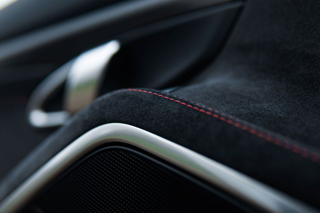 Porsche 991.2 Carrera GTS