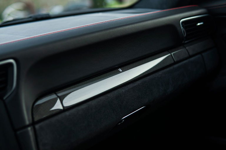 Porsche 991.2 Carrera GTS