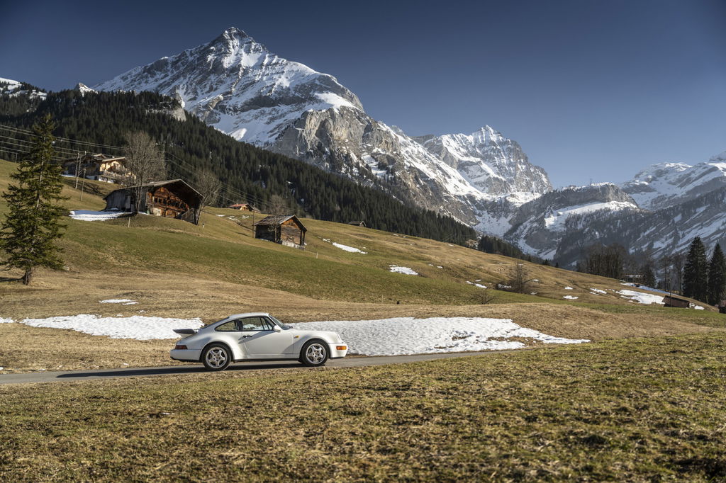 Porsche 964 Carrera 4